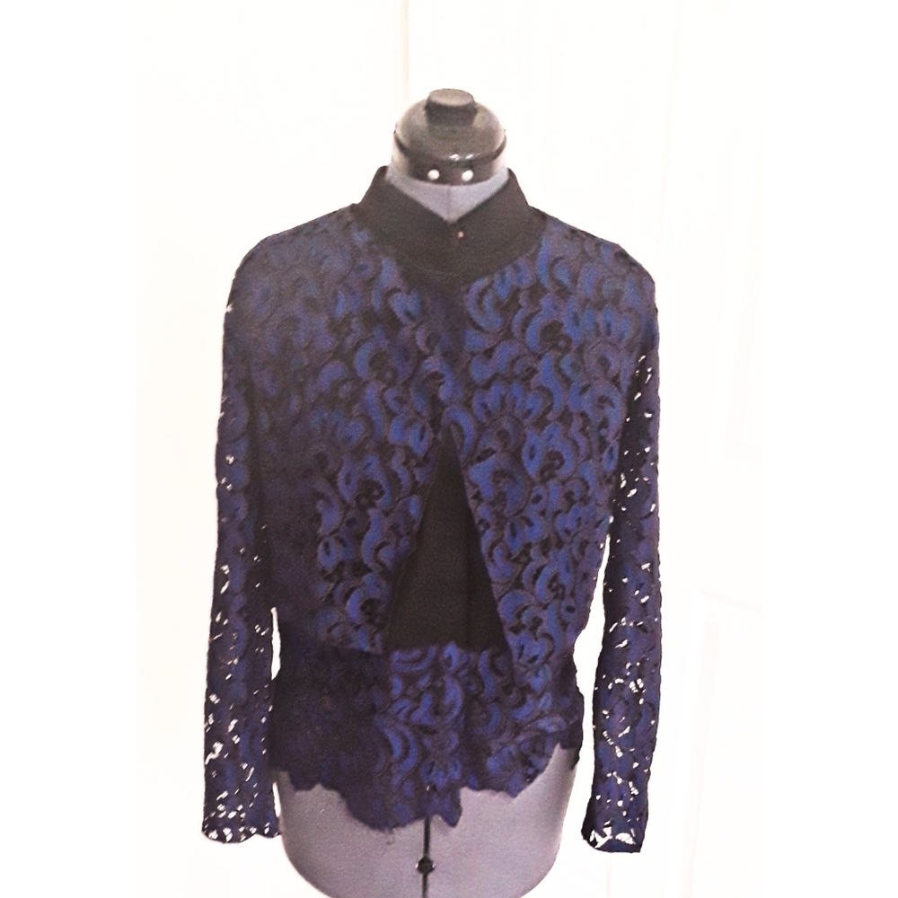 Elie Tahari 2pc Lace Shirt Set Size 6